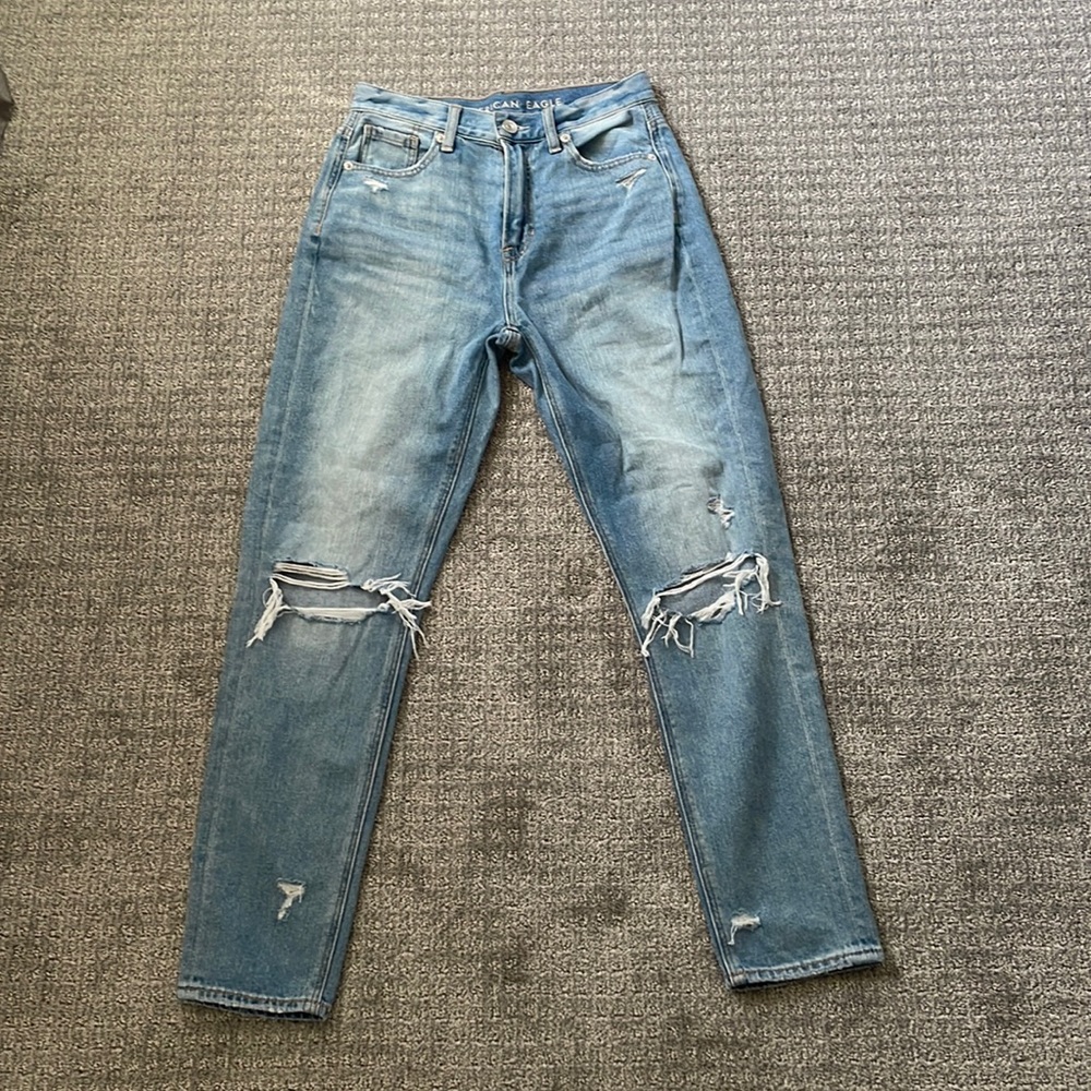 American Eagle Mom Jeans